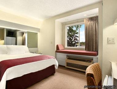Quality Inn & Suites Watertown Fort Drum Calcium 客房 照片